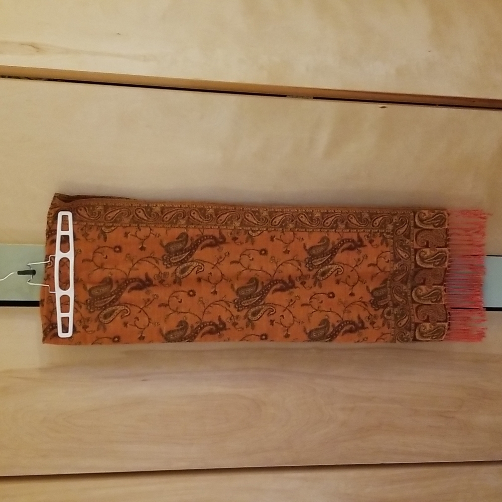 Ladies scarf